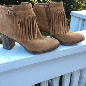 Naturalizer Tan Ankle Boots